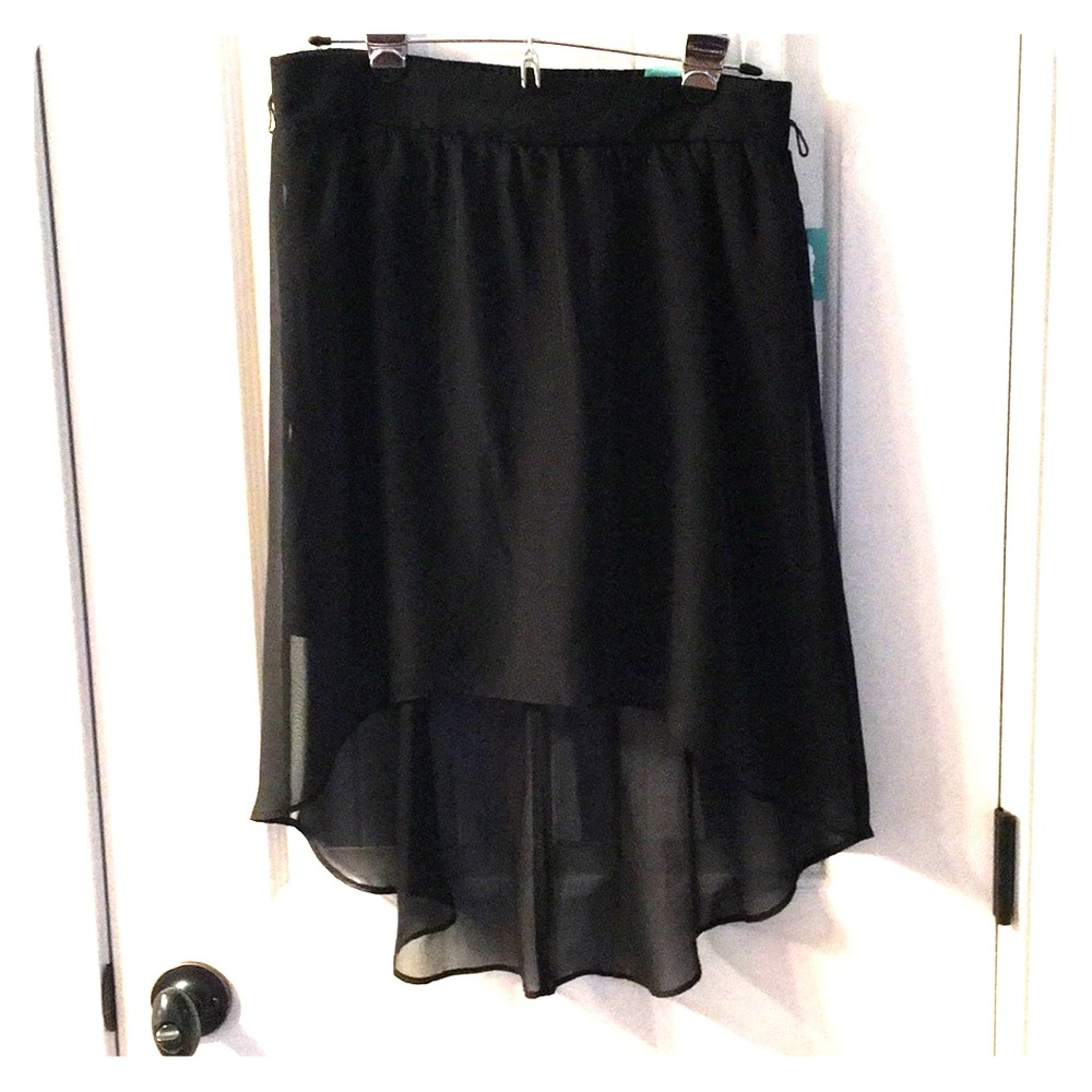 Maurices High-Low skirt